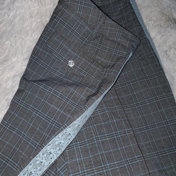 Intuitions Gray Plaid Lace Detail Pants Size 6 NWOT - Picture 9 of 16